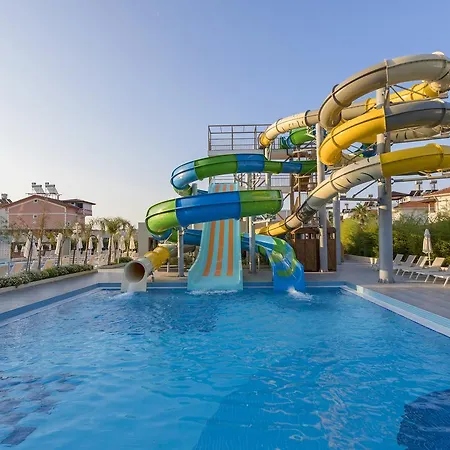 Crown Sunshine 5* סייד