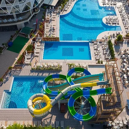 Crown Sunshine 5* סייד