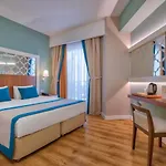 Hotel Crown Sunshine Side