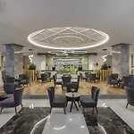 Готель Crown Sunshine 5*