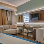 Crown Sunshine Готель 5*