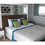 Crown Sunshine 5* Сіде