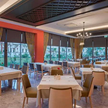 Hotel Crown Sunshine Sidé