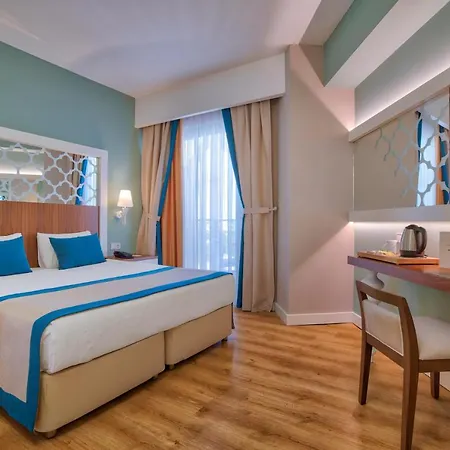 Hotel Crown Sunshine Sidé