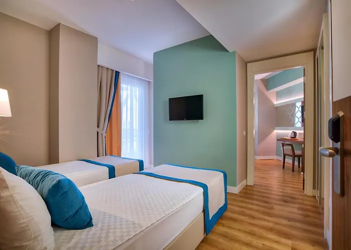 Szálloda Crown Sunshine 5*