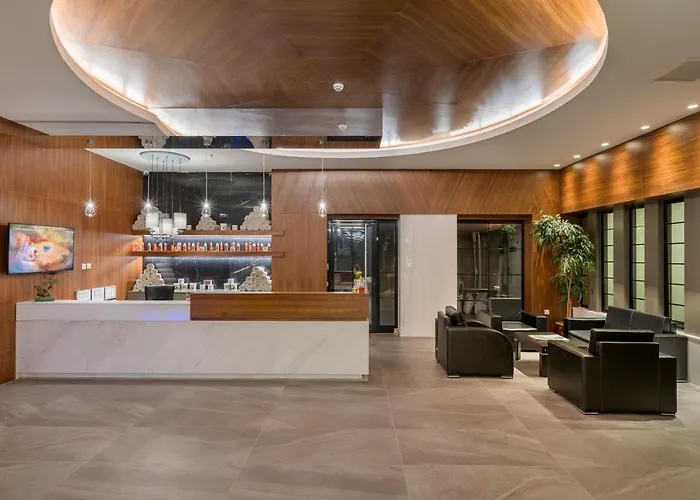 Crown Sunshine 5* Side