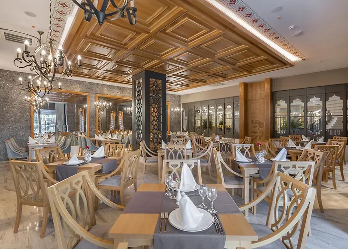 Szálloda Crown Sunshine Side