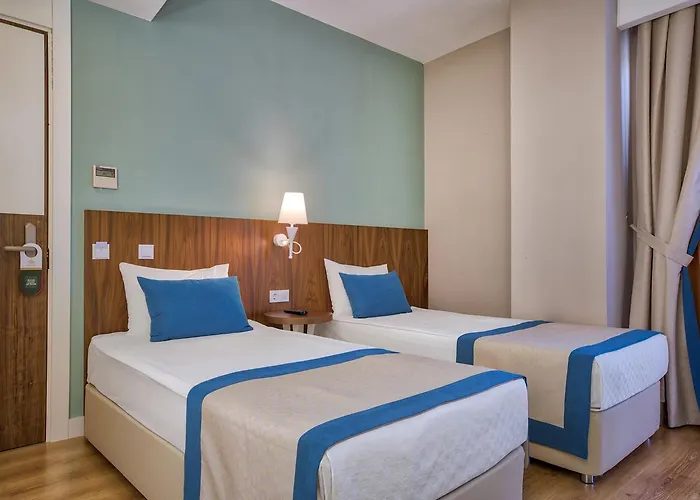 Szálloda Crown Sunshine 5*