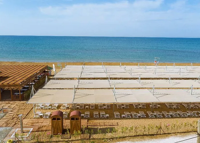 Szálloda Crown Sunshine 5*