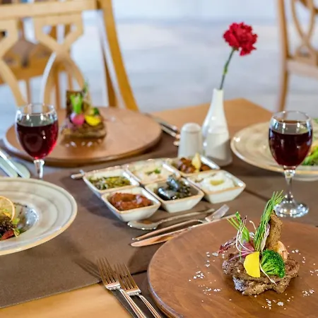 Crown Sunshine Ultra Hotel 5*