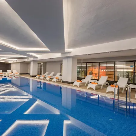 Crown Sunshine Hotel