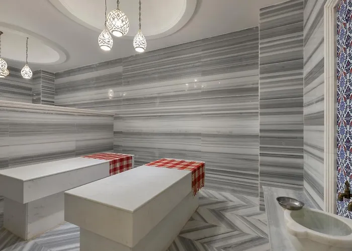 Crown Sunshine Hotel 5*