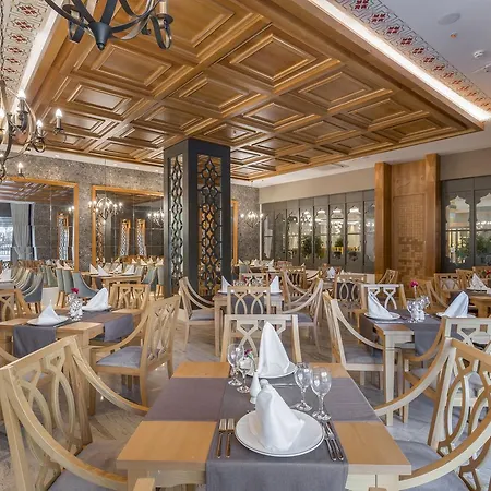 Hotel Crown Sunshine Ultra Sidé