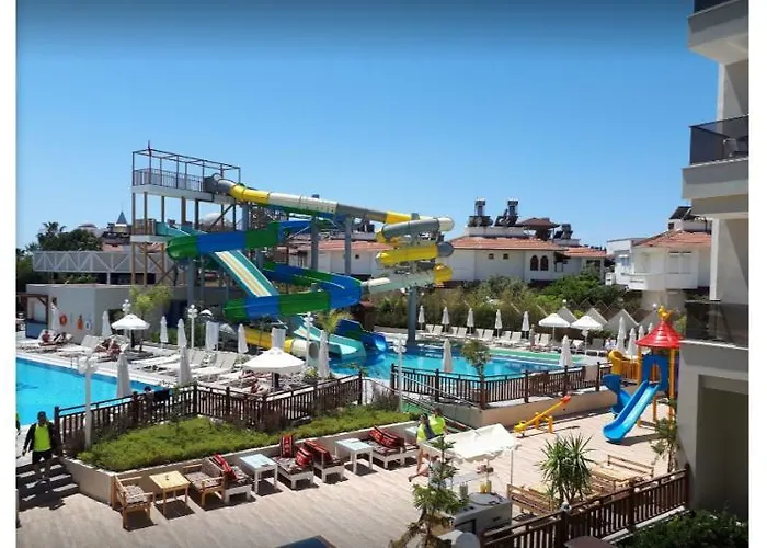 Crown Sunshine 5* Side