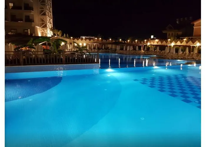 Crown Sunshine Hotel Side